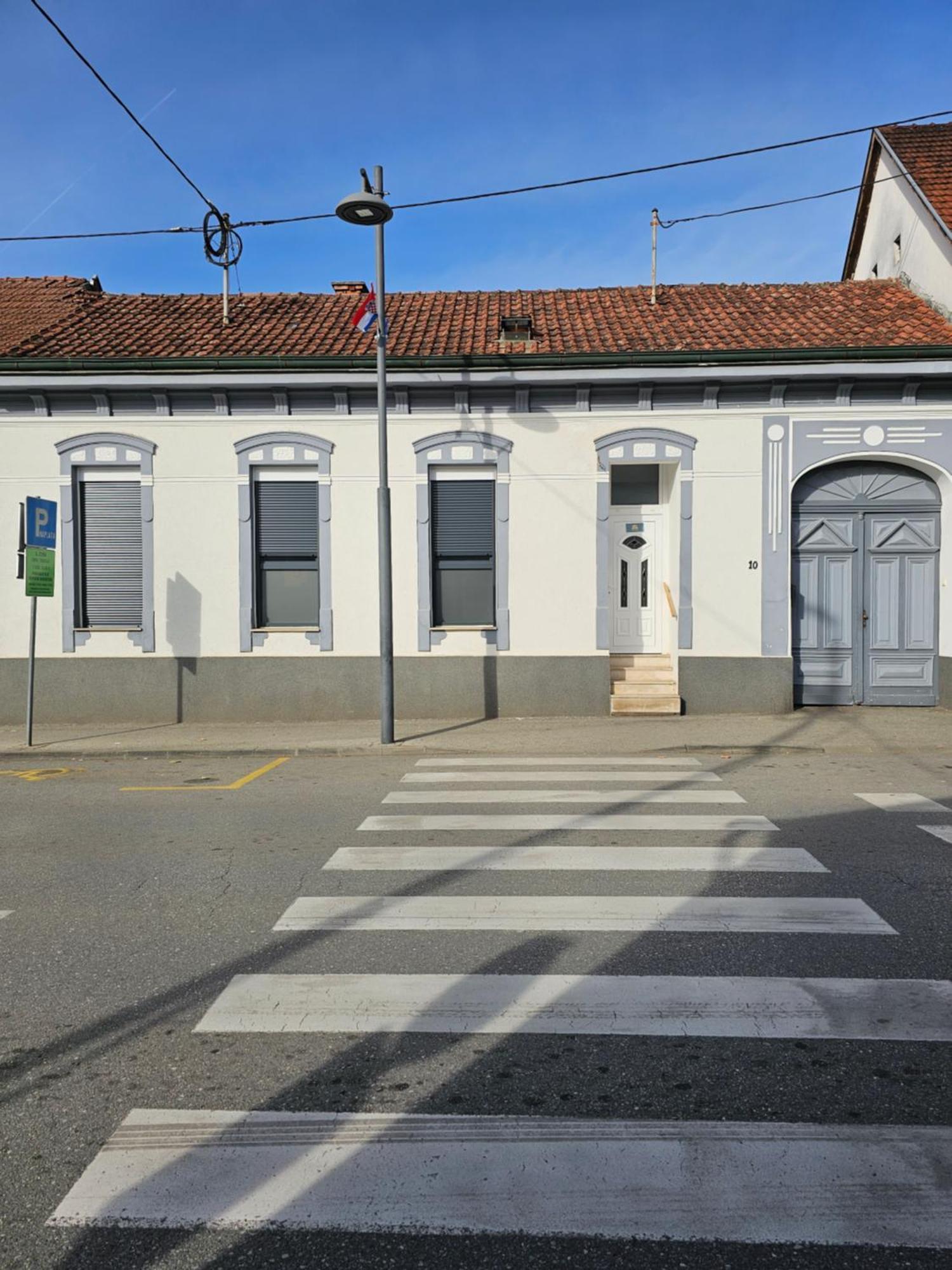 Vespera Lägenhet Pozega